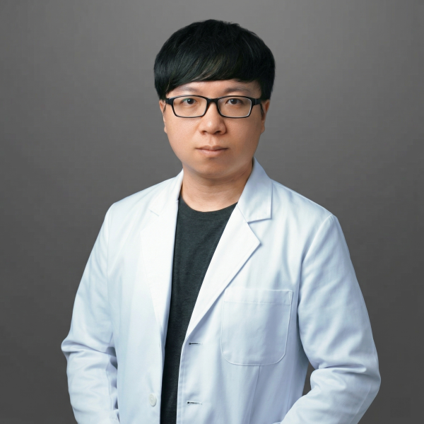 江哲杭心理師