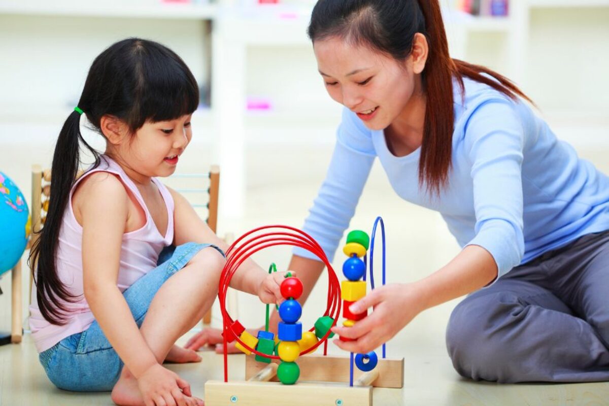 【兒童遊戲治療例子】：幫助亞斯柏格特質孩子建立關係與情緒調節能力